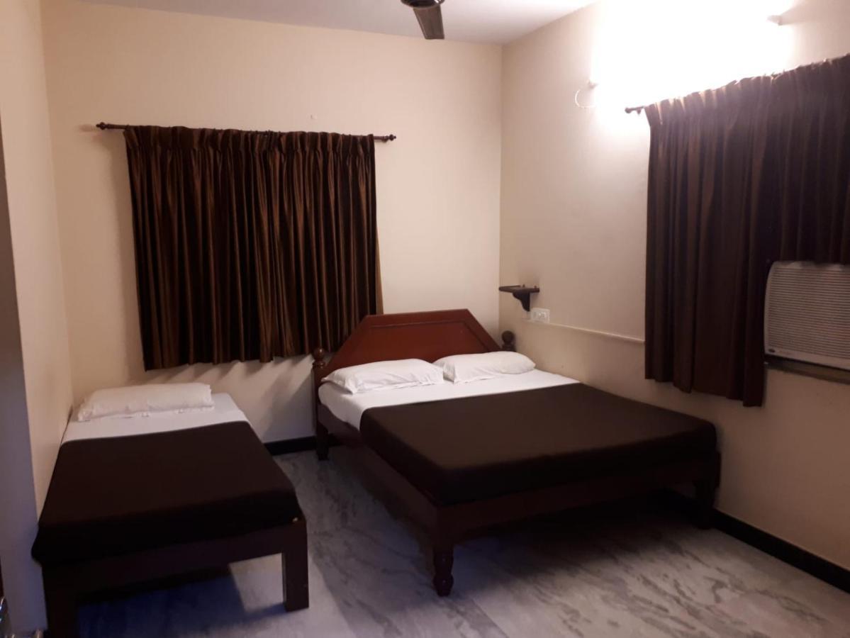 Rmc Travellers Inn Chennai Exterior photo