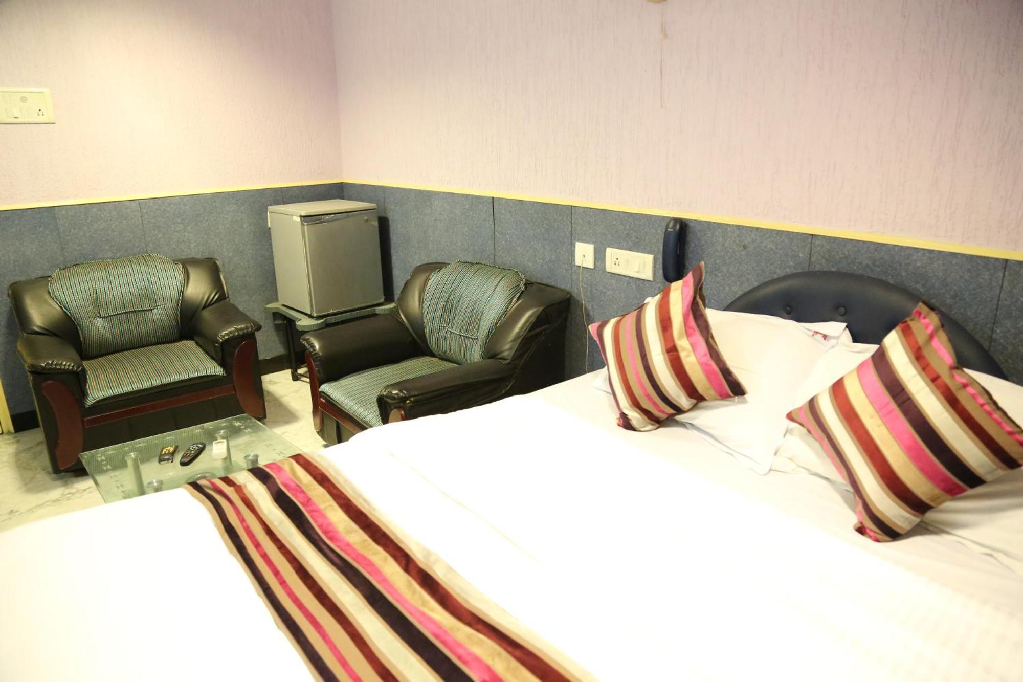 Rmc Travellers Inn Chennai Room photo