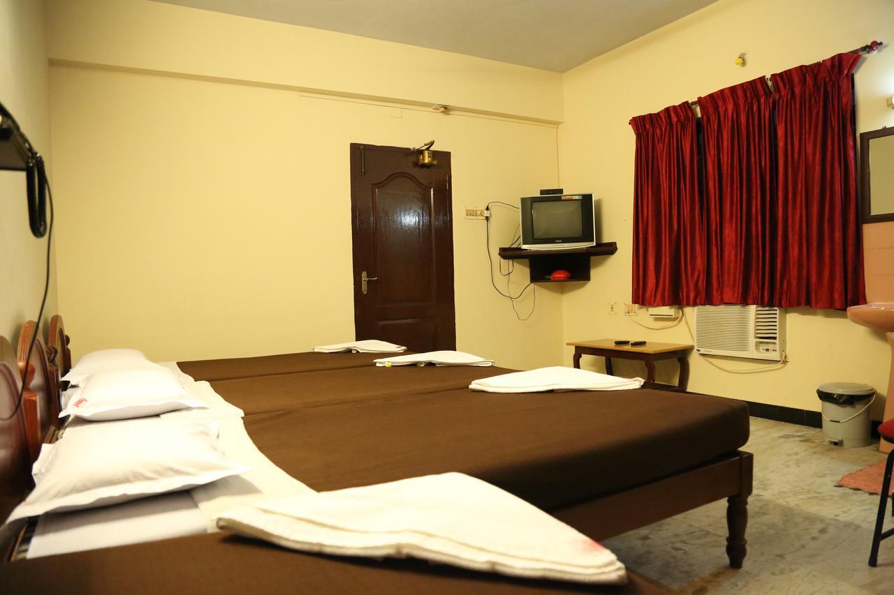 Rmc Travellers Inn Chennai Exterior photo